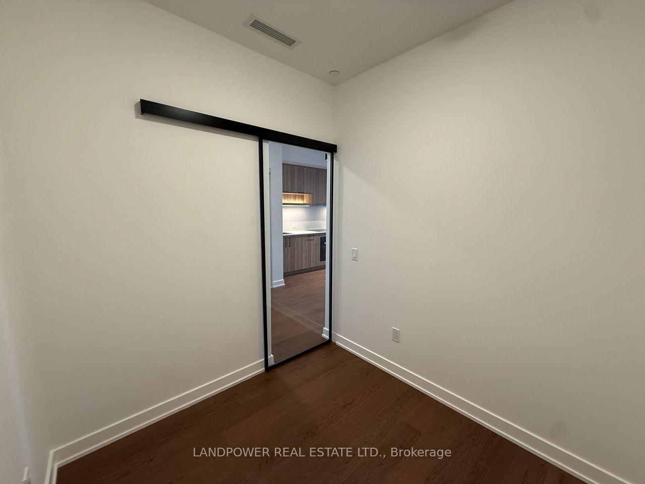 Photo 13 of Unit 719, 91 Montclair Avenue, Toronto, Forest Hill South — HOMEH