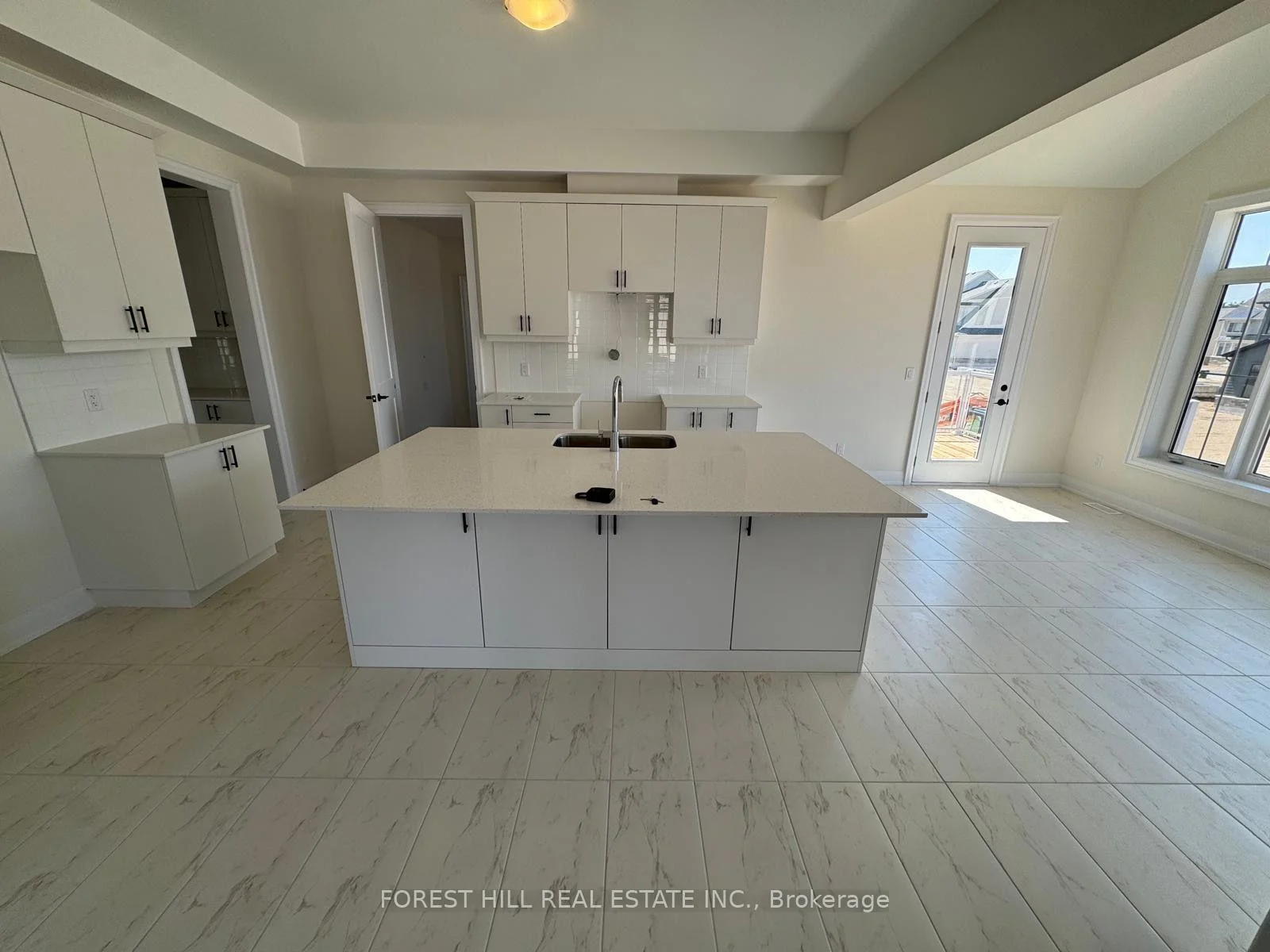 Photo 10 of 2 Herbert Avenue, Oro-Medonte, Horseshoe Valley — HOMEH