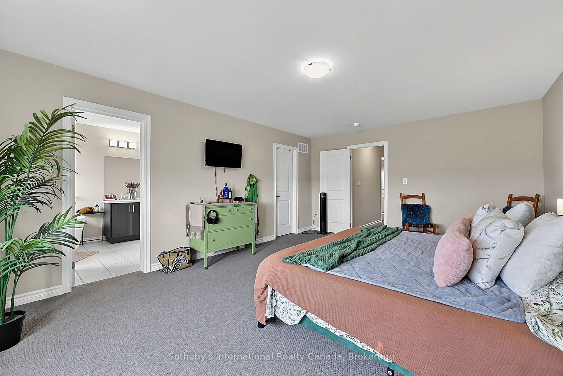 Photo 31 of 270 Springfield Crescent, Clearview, Stayner — HOMEH