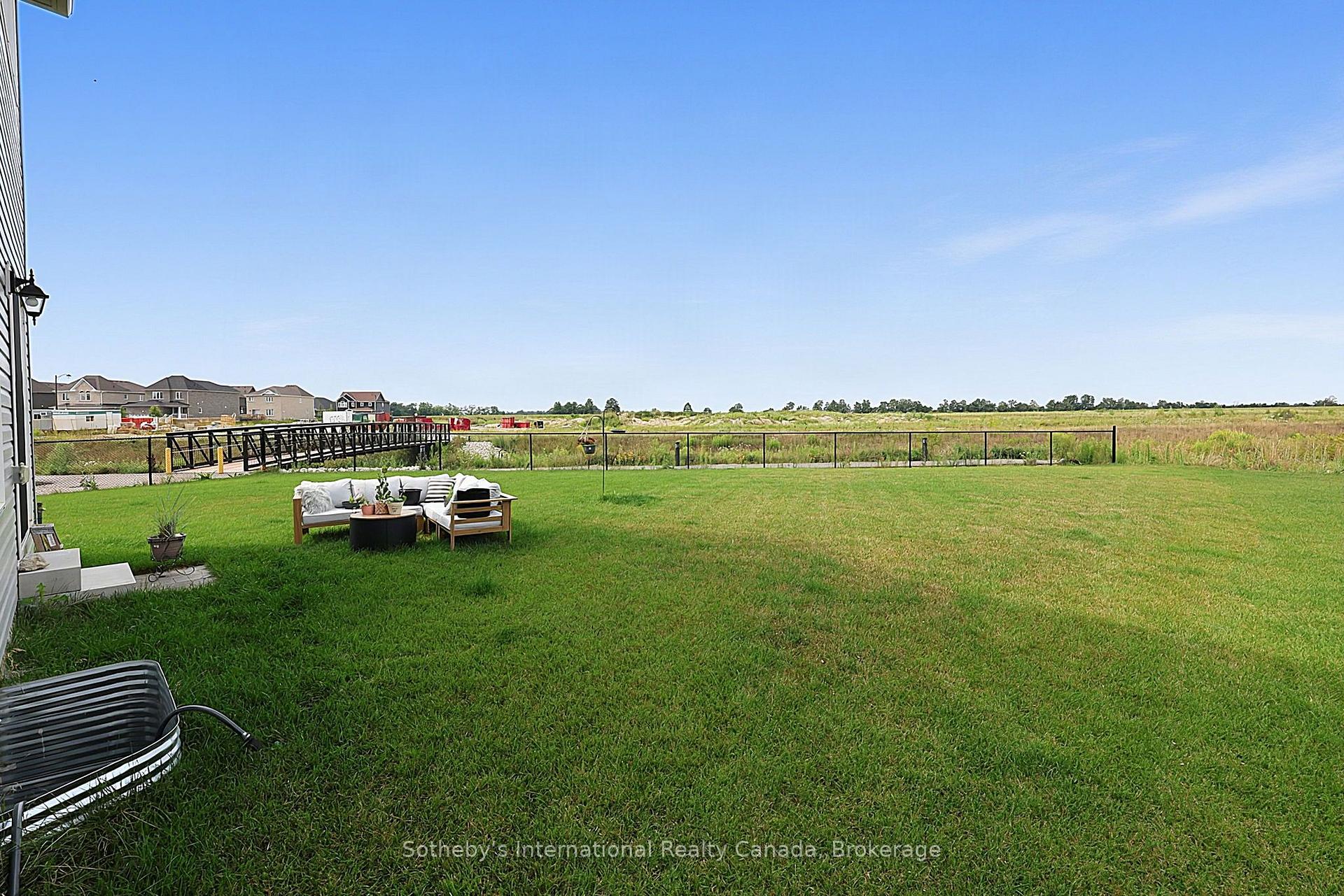 Photo 47 of 270 Springfield Crescent, Clearview, Stayner — HOMEH