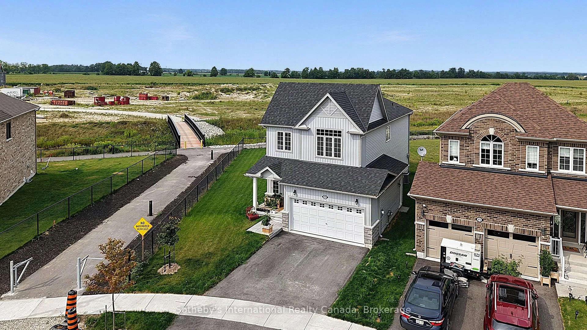 Photo 5 of 270 Springfield Crescent, Clearview, Stayner — HOMEH
