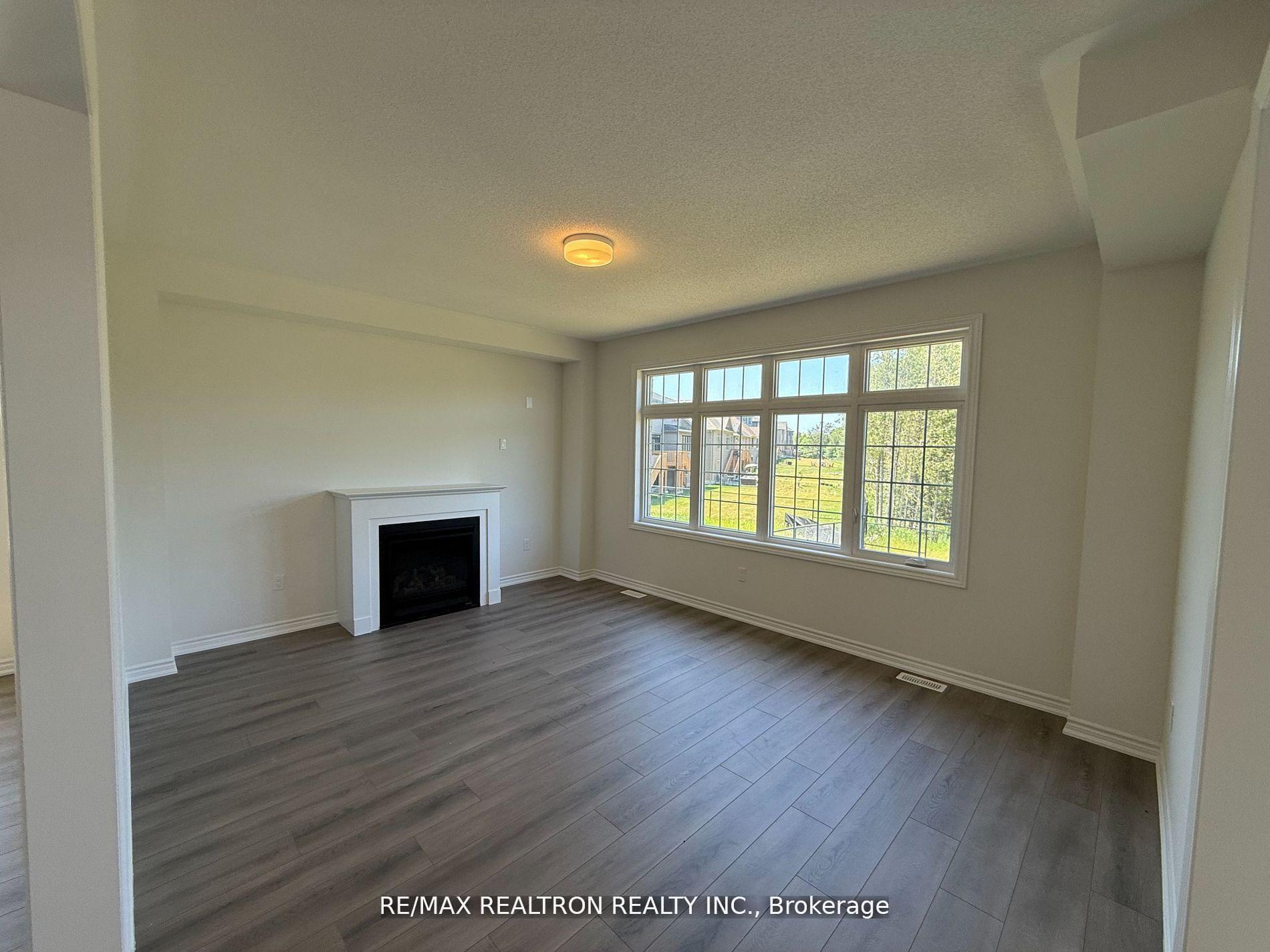 Photo 2 of 465 Hornbeck Street E, Cobourg — HOMEH