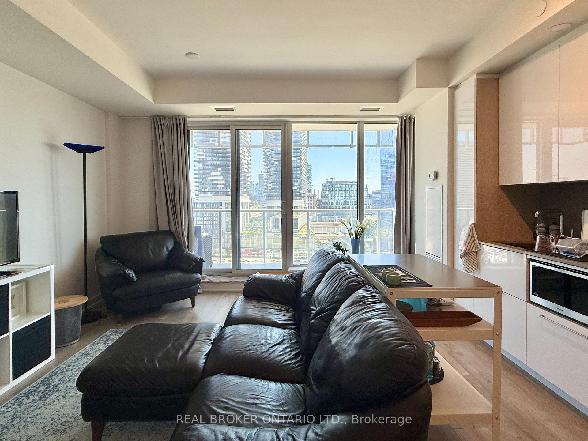 Photo 3 of Unit 1108, 28 Freeland Street, Toronto, Waterfront Communities — HOMEH