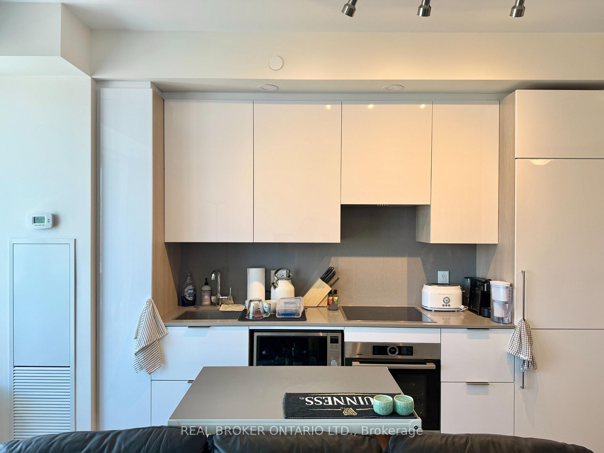 Photo 5 of Unit 1108, 28 Freeland Street, Toronto, Waterfront Communities — HOMEH