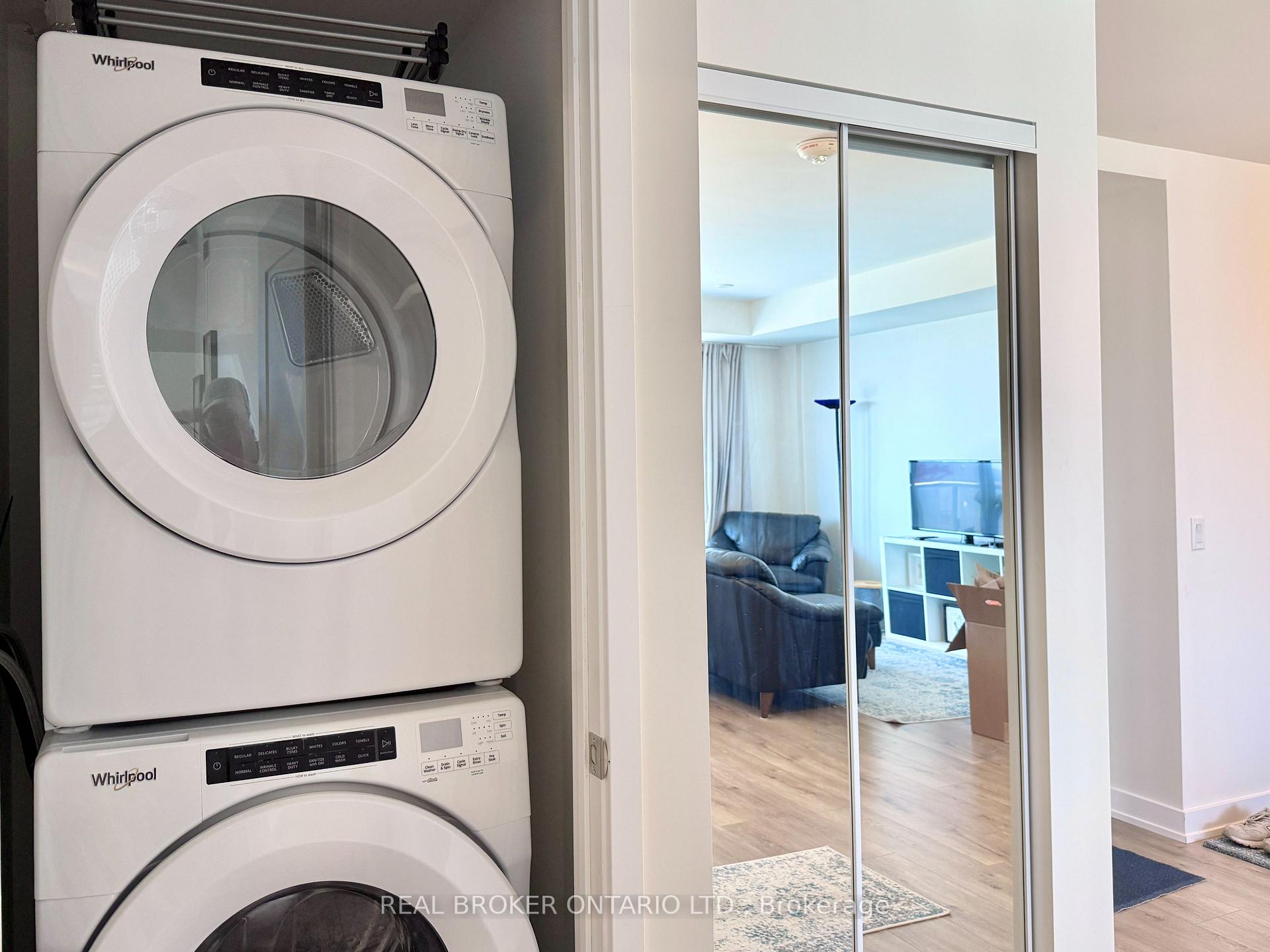 Photo 11 of Unit 1108, 28 Freeland Street, Toronto, Waterfront Communities — HOMEH