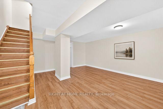 Photo 21 of 72 Rejane Crescent, Vaughan, Crestwood-Springfarm-Yorkhill — HOMEH