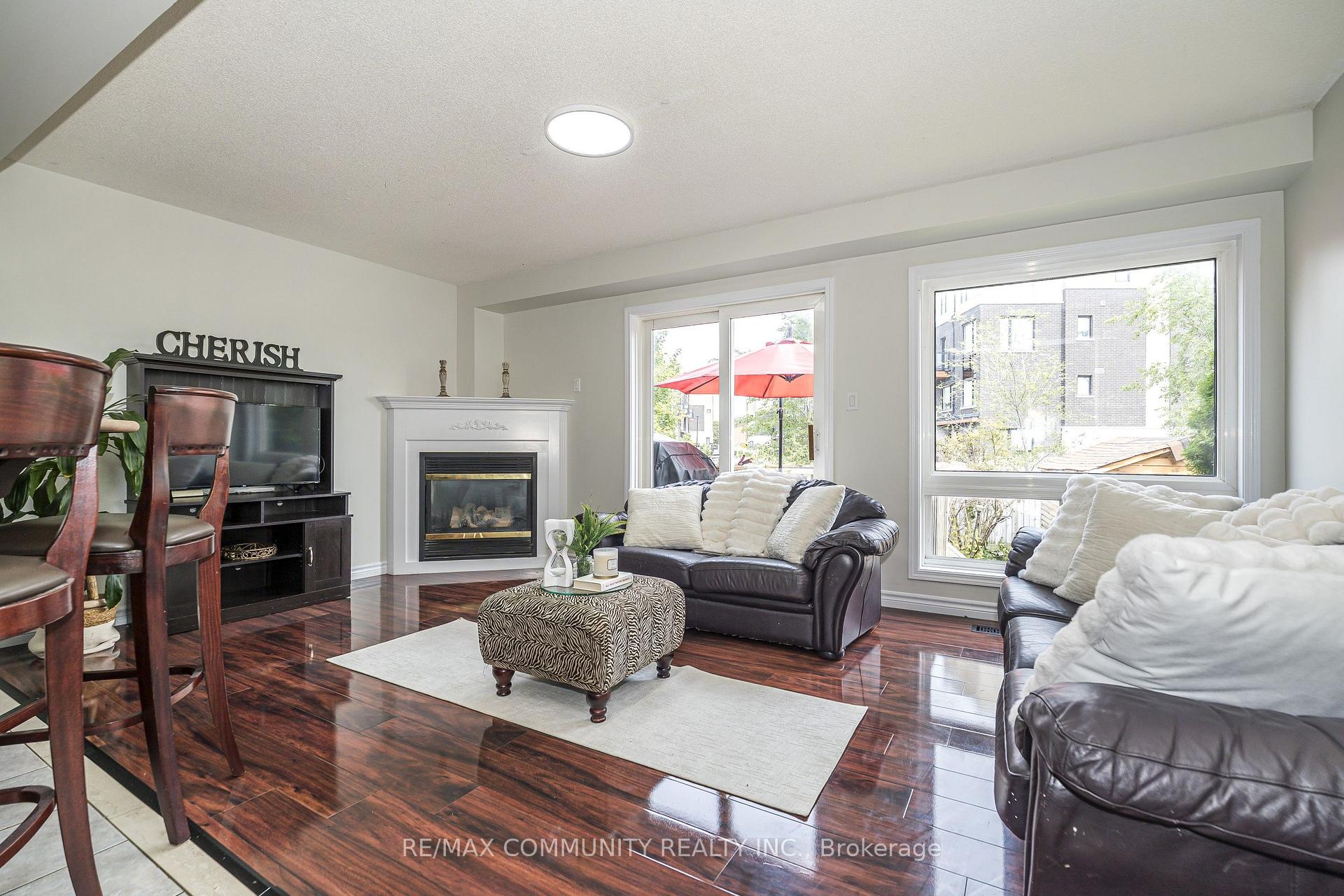 Photo 7 of 1597 Avonmore Square, Pickering, Town Centre — HOMEH