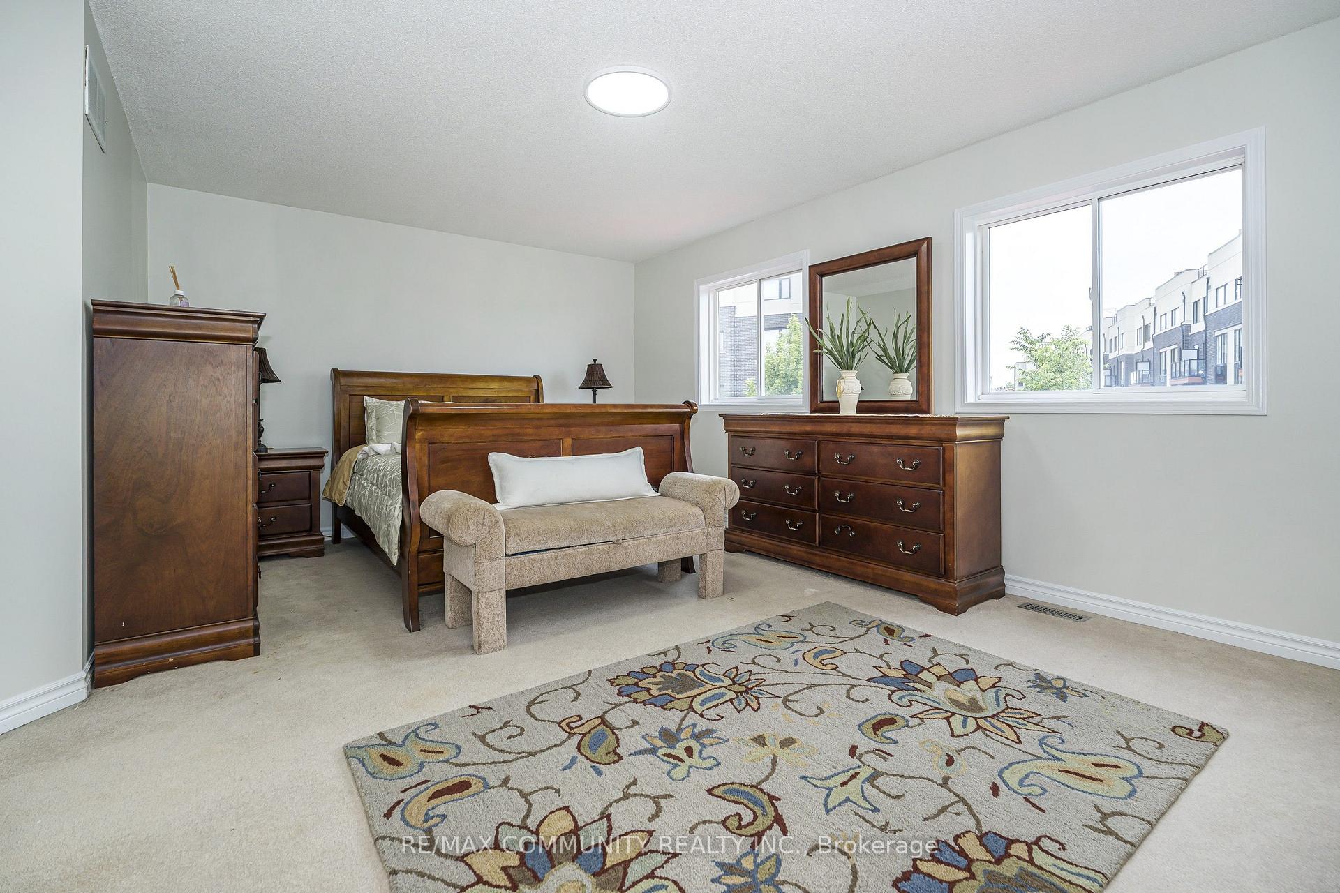 Photo 12 of 1597 Avonmore Square, Pickering, Town Centre — HOMEH
