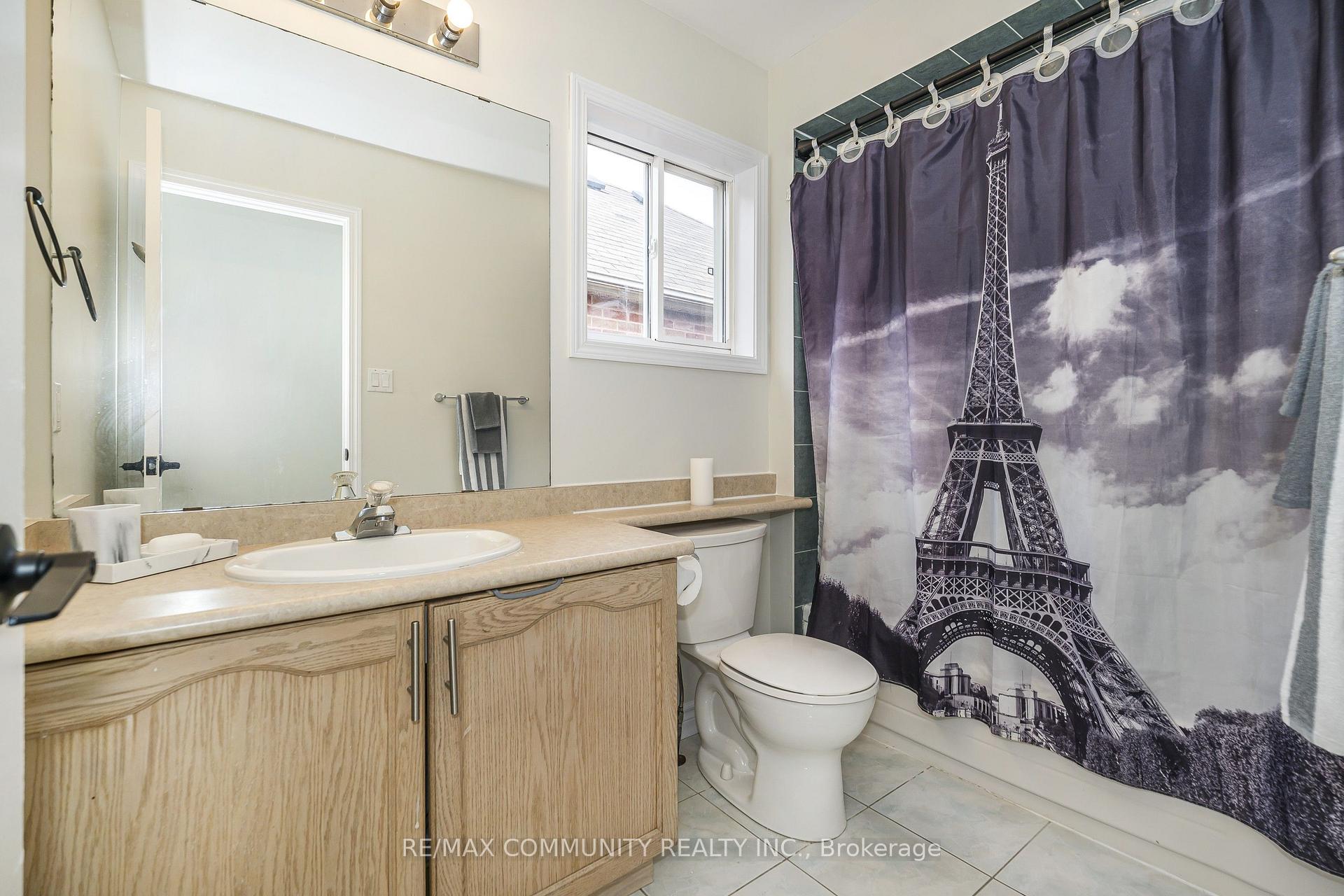 Photo 19 of 1597 Avonmore Square, Pickering, Town Centre — HOMEH