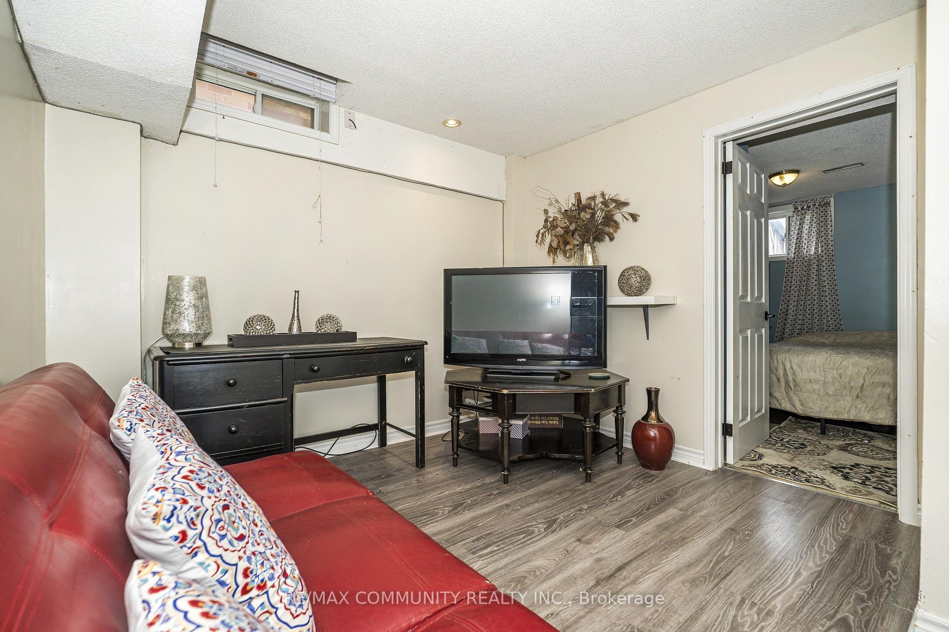 Photo 21 of 1597 Avonmore Square, Pickering, Town Centre — HOMEH