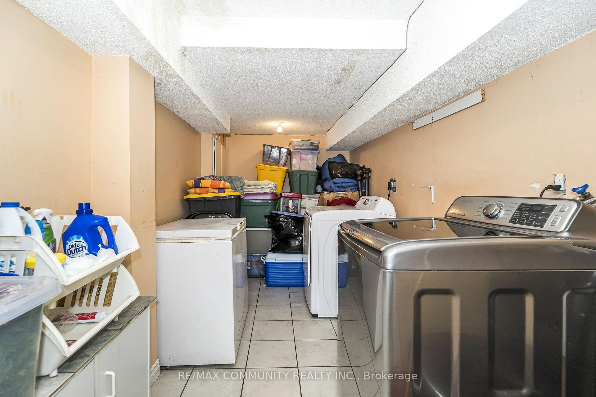 Photo 20 of 1597 Avonmore Square, Pickering, Town Centre — HOMEH