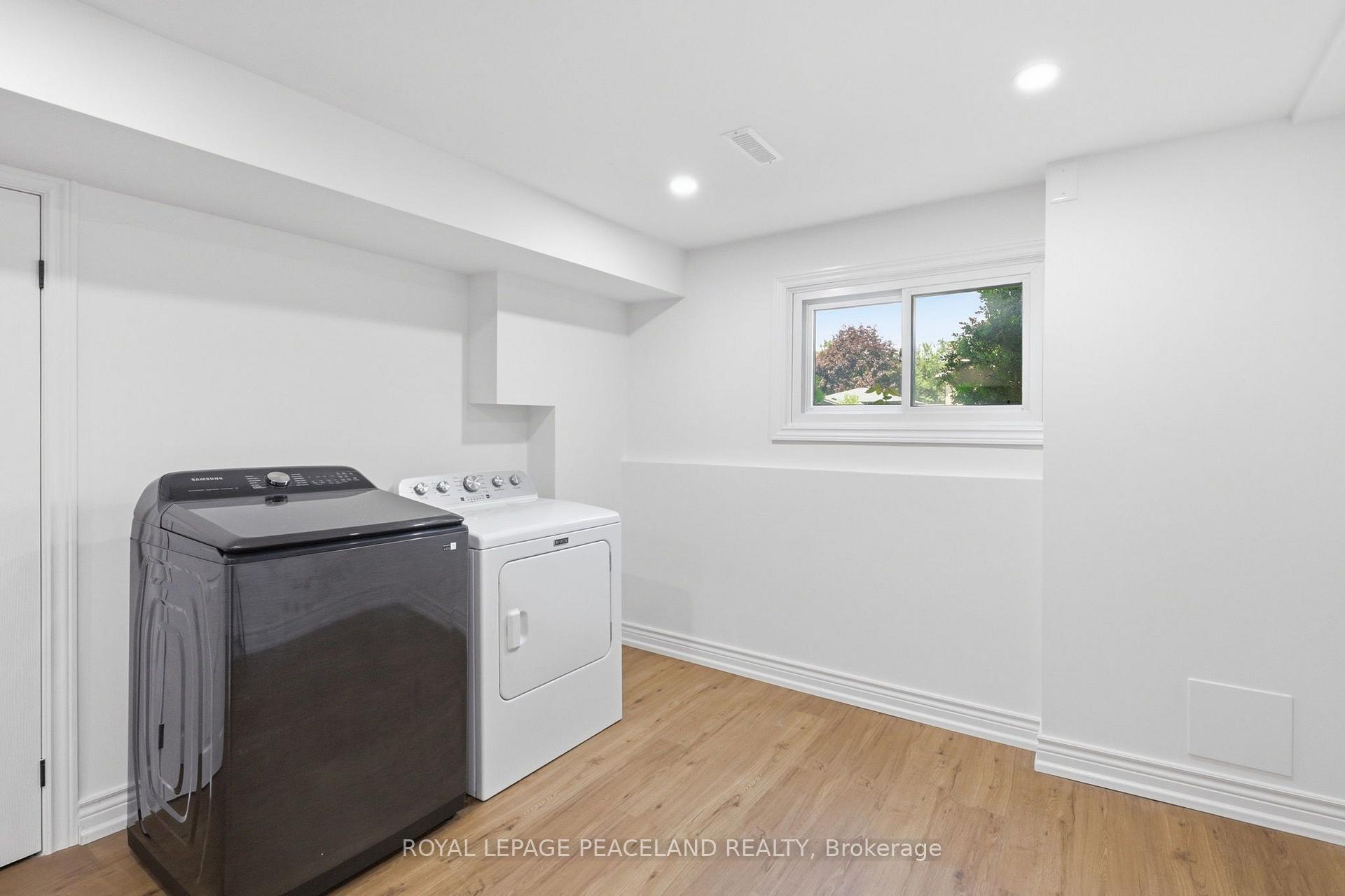 Photo 17 of 1263 Cherrydown Drive, Oshawa, Donevan — HOMEH