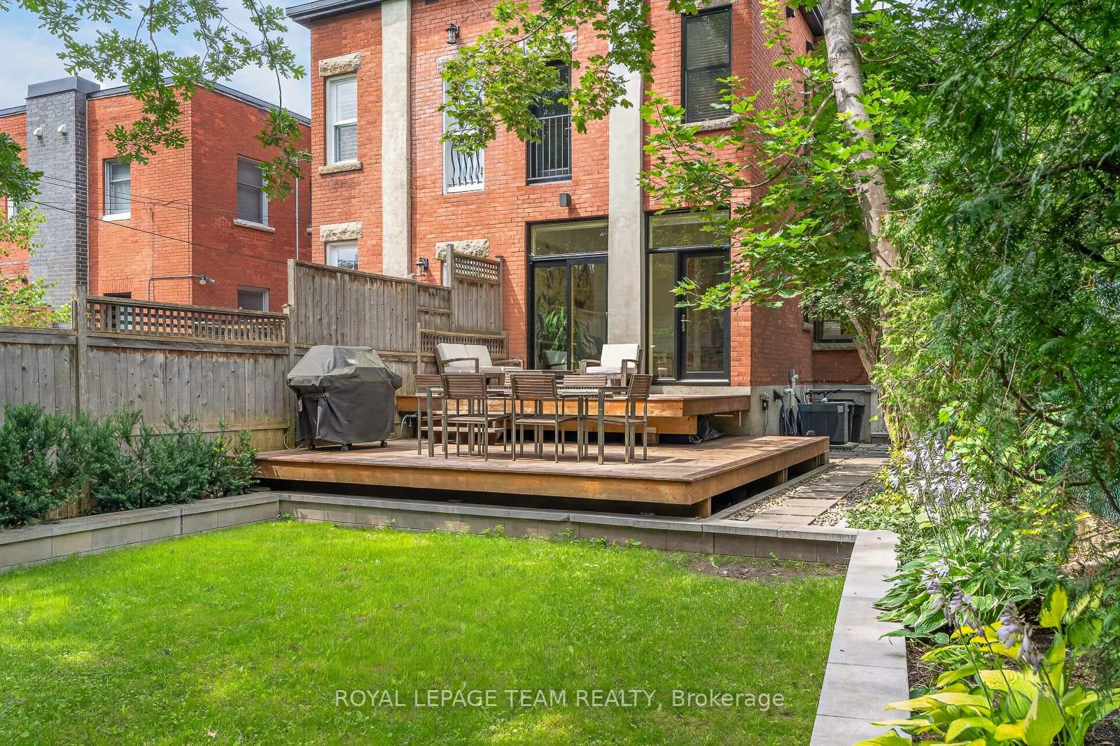 Photo 30 of 66 Ivy Crescent, Ottawa, Lindenlea — HOMEH