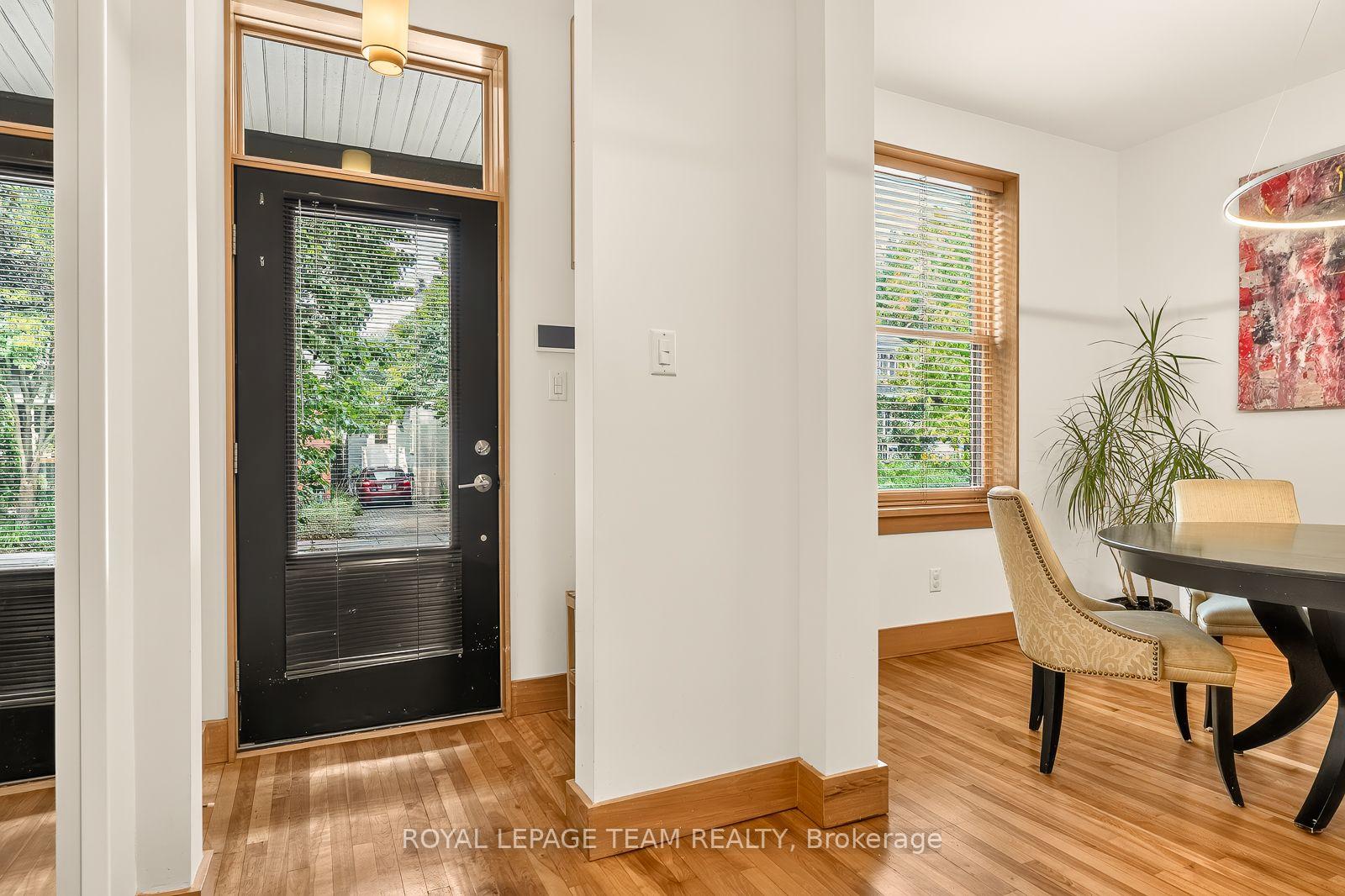 Photo 38 of 66 Ivy Crescent, Ottawa, Lindenlea — HOMEH