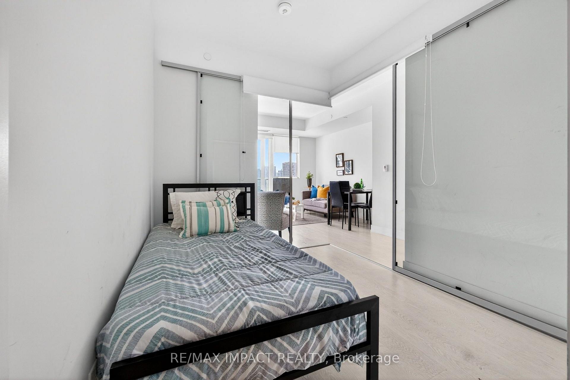 Photo 13 of Unit 813, 308 Jarvis Street, Toronto, Church-Yonge Corridor — HOMEH