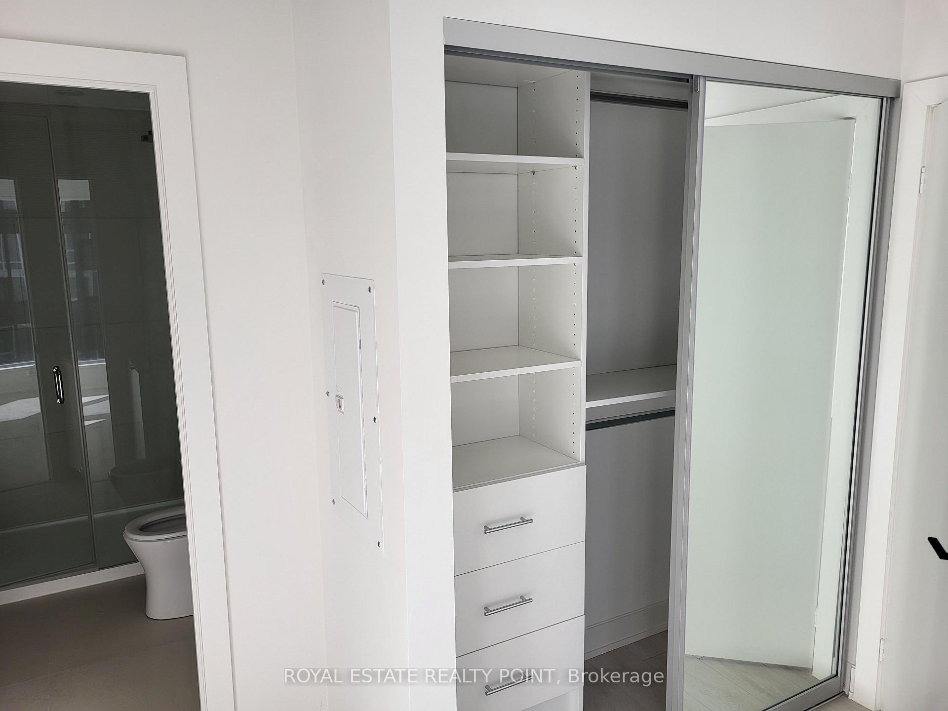 Photo 11 of Unit 2911, 35 Mercer Street, Toronto, Waterfront Communities — HOMEH