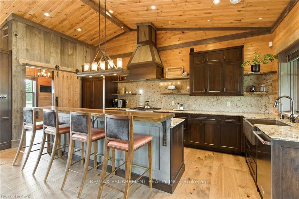 Photo 7 of 437 6th Concession Road E, Hamilton, Rural Flamborough — HOMEH