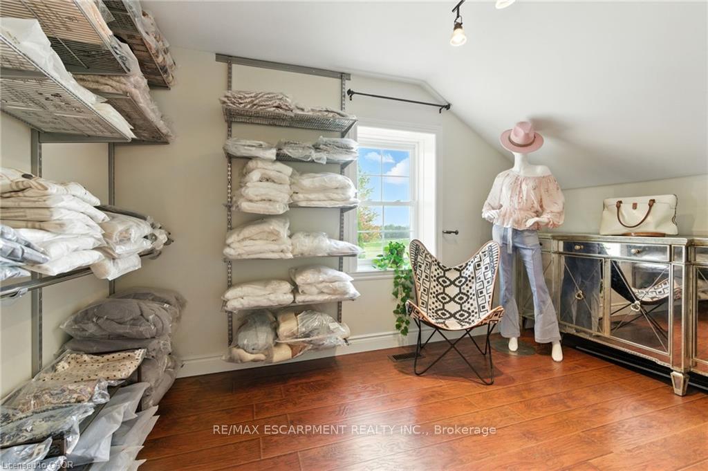 Photo 30 of 437 6th Concession Road E, Hamilton, Rural Flamborough — HOMEH