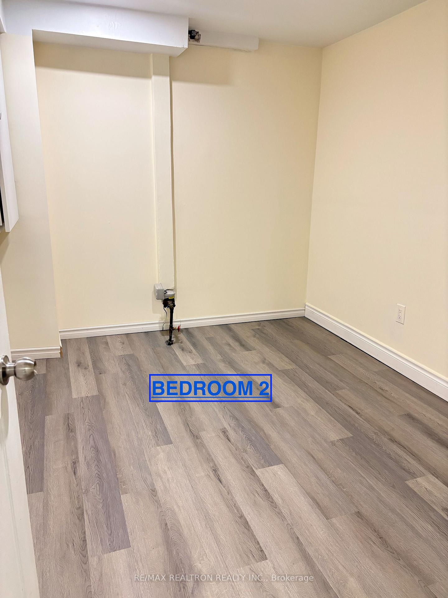 Photo 4 of Unit Bsmt, 39 Epps Crescent, Ajax, Central — HOMEH