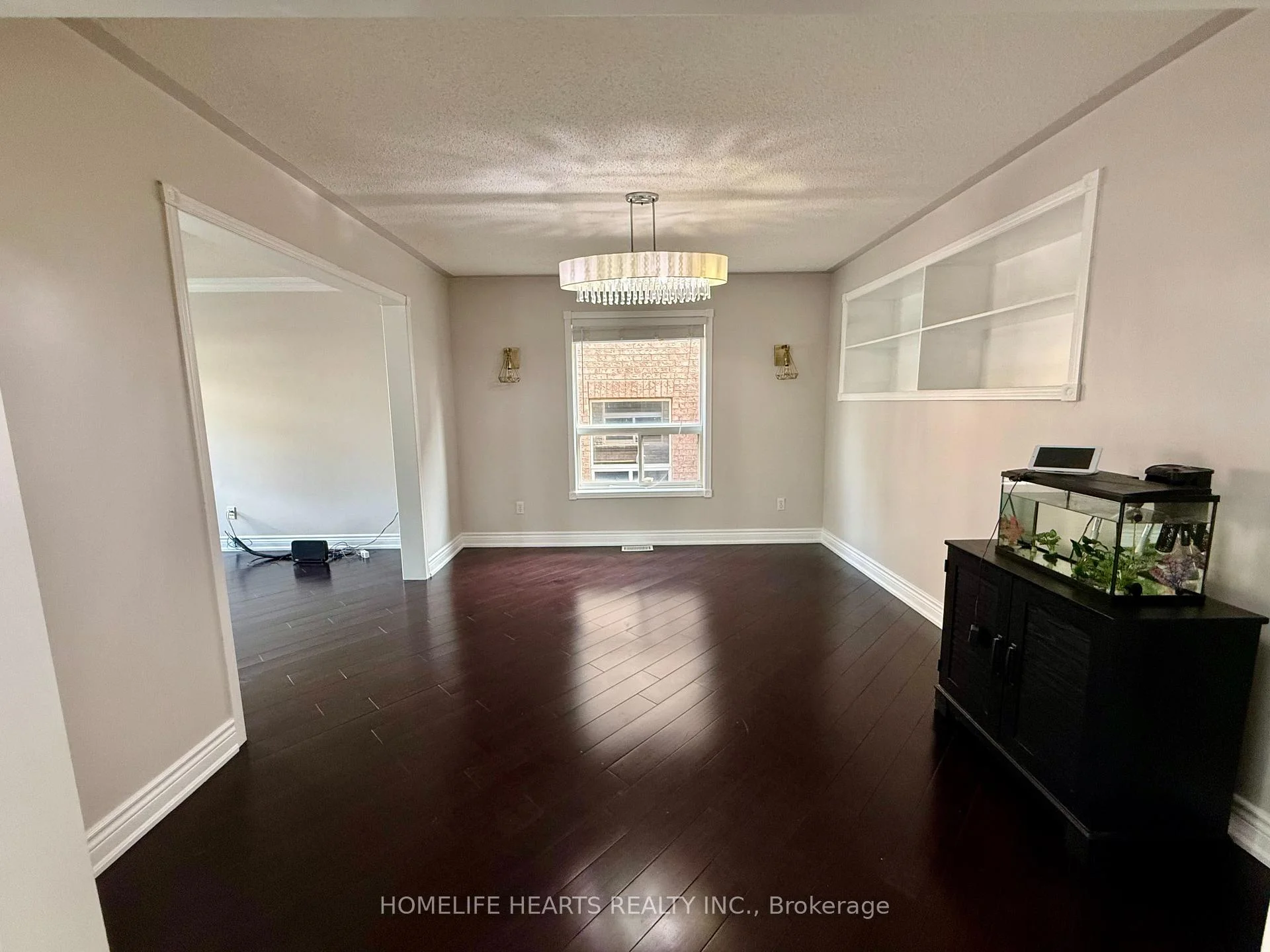 Photo 10 of 55 Queen Mary Drive, Brampton, Fletcher's Meadow — HOMEH
