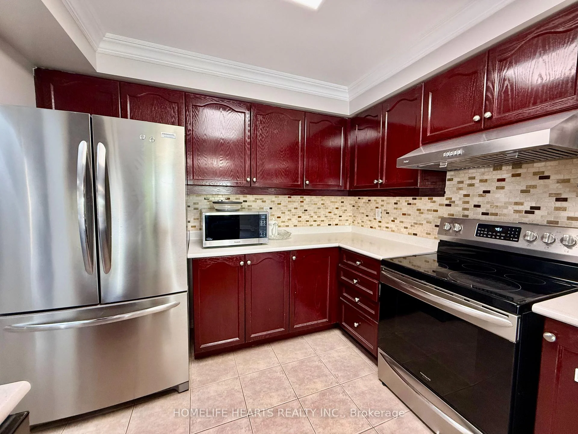 Photo 14 of 55 Queen Mary Drive, Brampton, Fletcher's Meadow — HOMEH