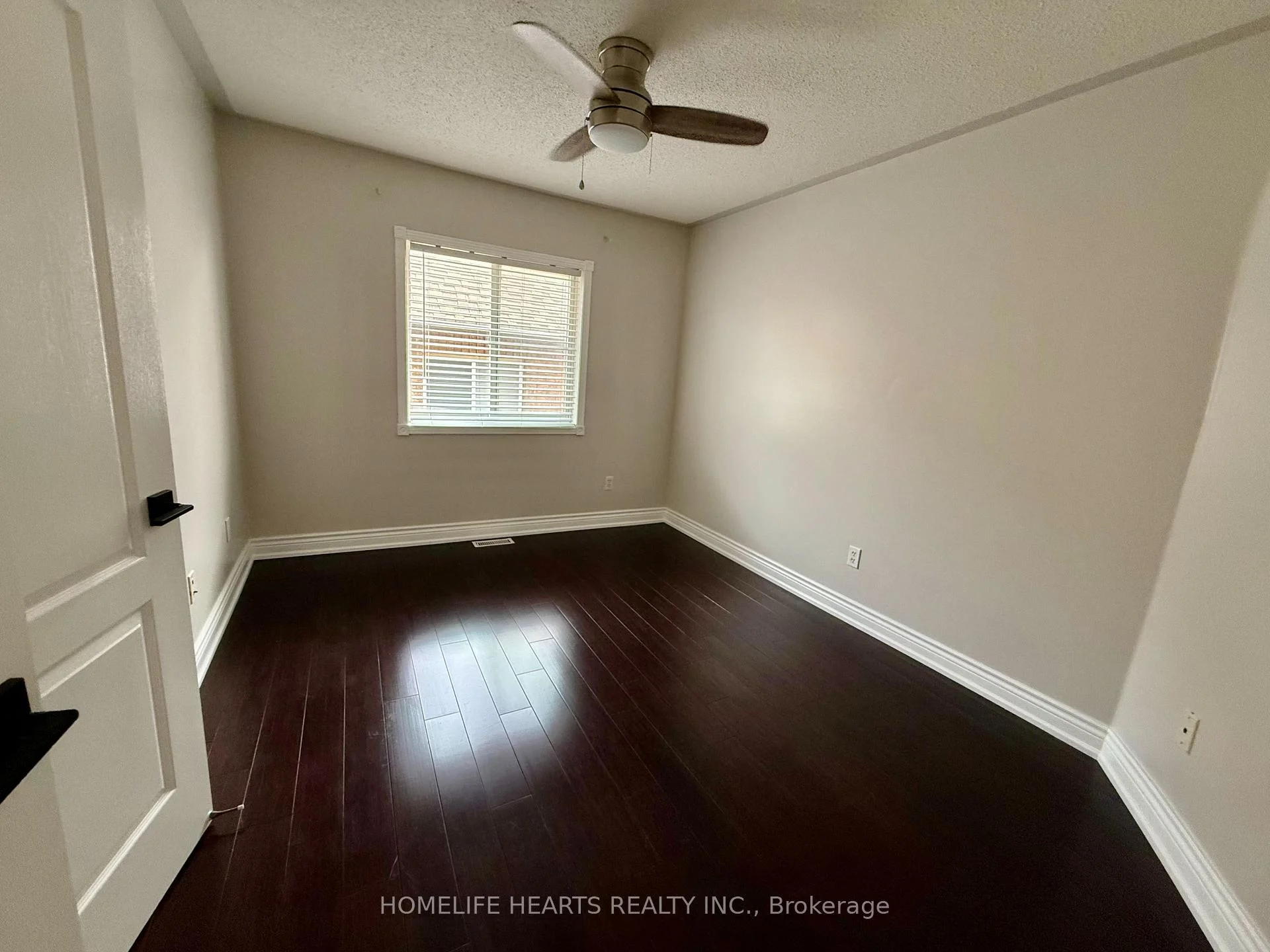 Photo 32 of 55 Queen Mary Drive, Brampton, Fletcher's Meadow — HOMEH