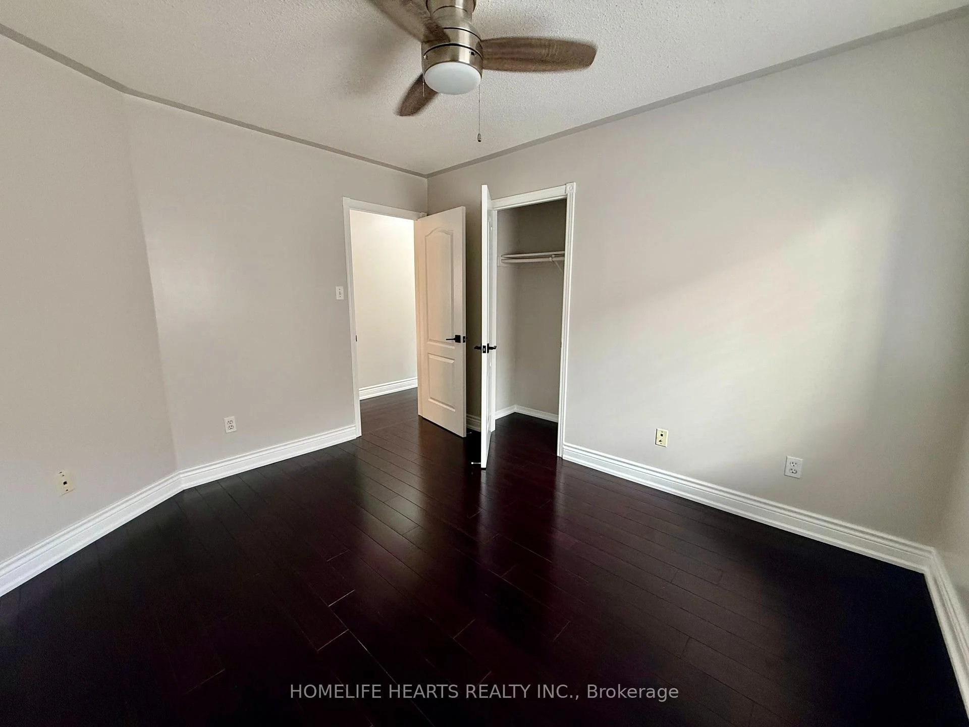 Photo 33 of 55 Queen Mary Drive, Brampton, Fletcher's Meadow — HOMEH