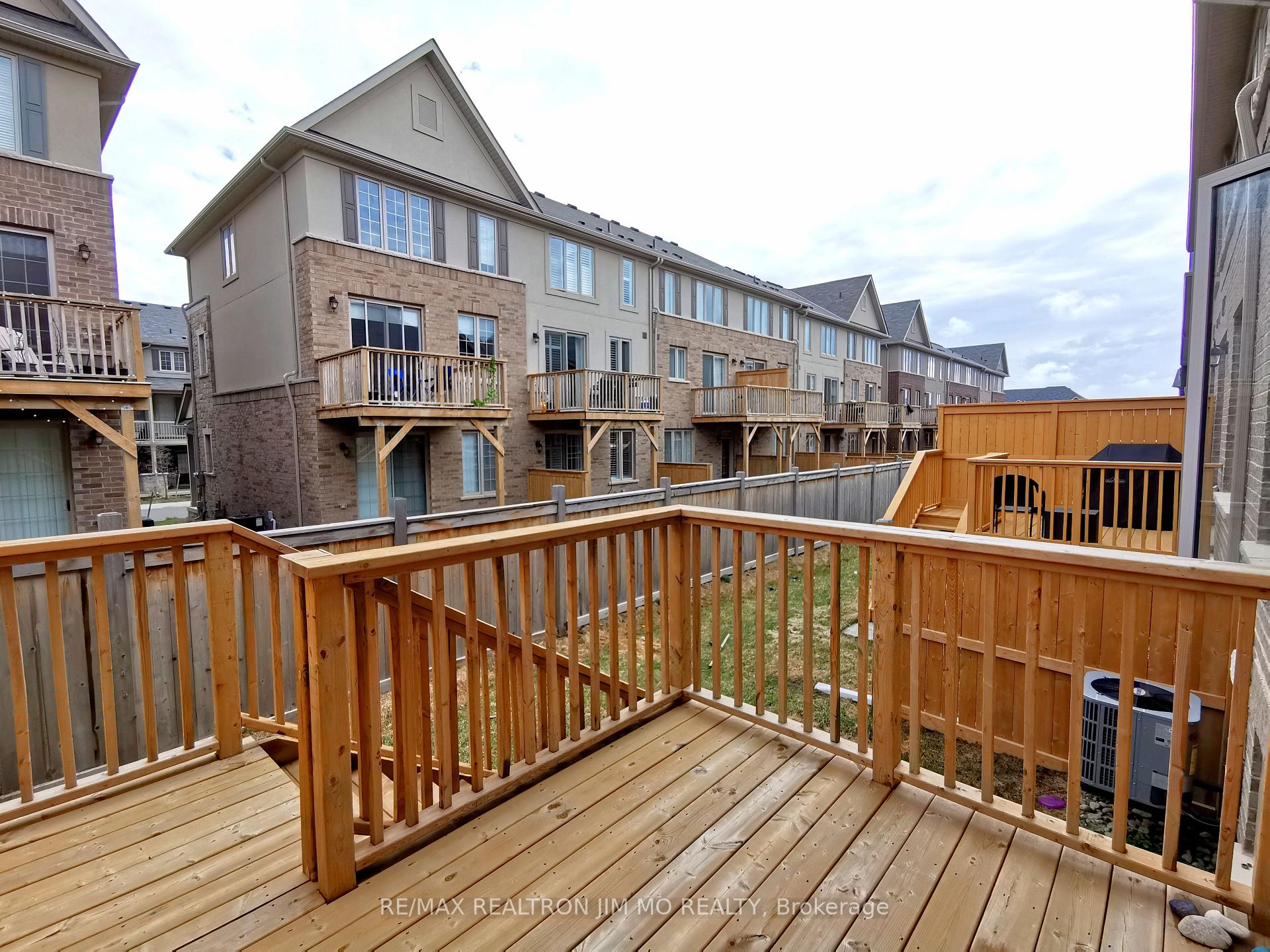 Photo 12 of 398 Threshing Mill Boulevard, Oakville, Joshua Meadows — HOMEH