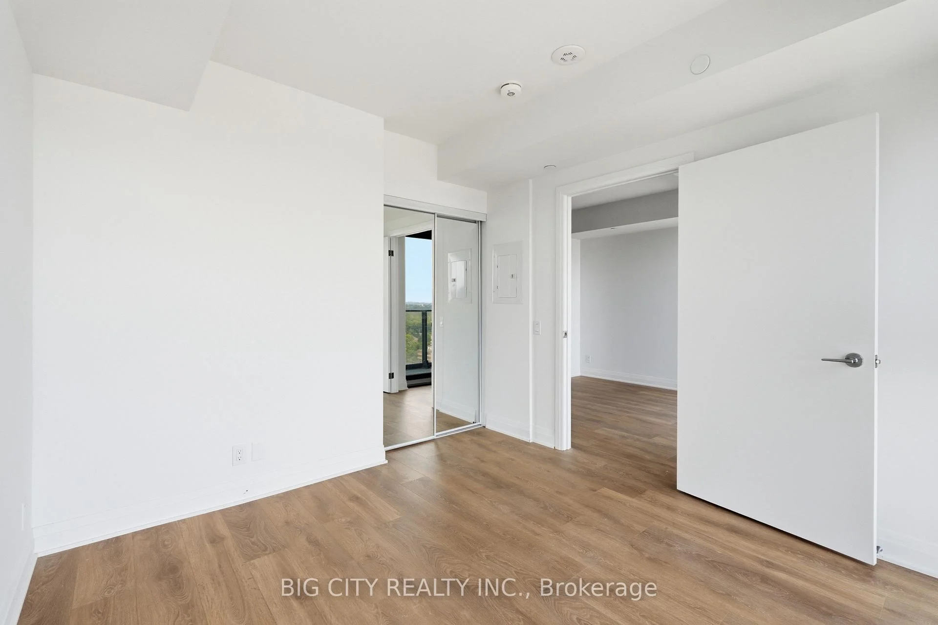 Photo 15 of Unit 1609, 25 Frederick Todd Way, Toronto, Thorncliffe Park — HOMEH