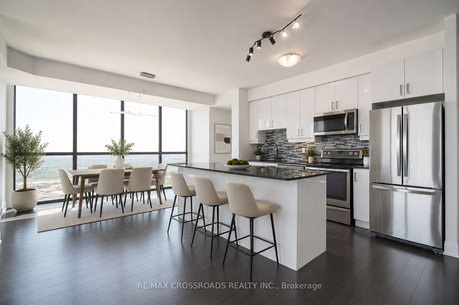 Photo 6 of Unit 3402, 2900 Highway 7, Vaughan, Concord — HOMEH