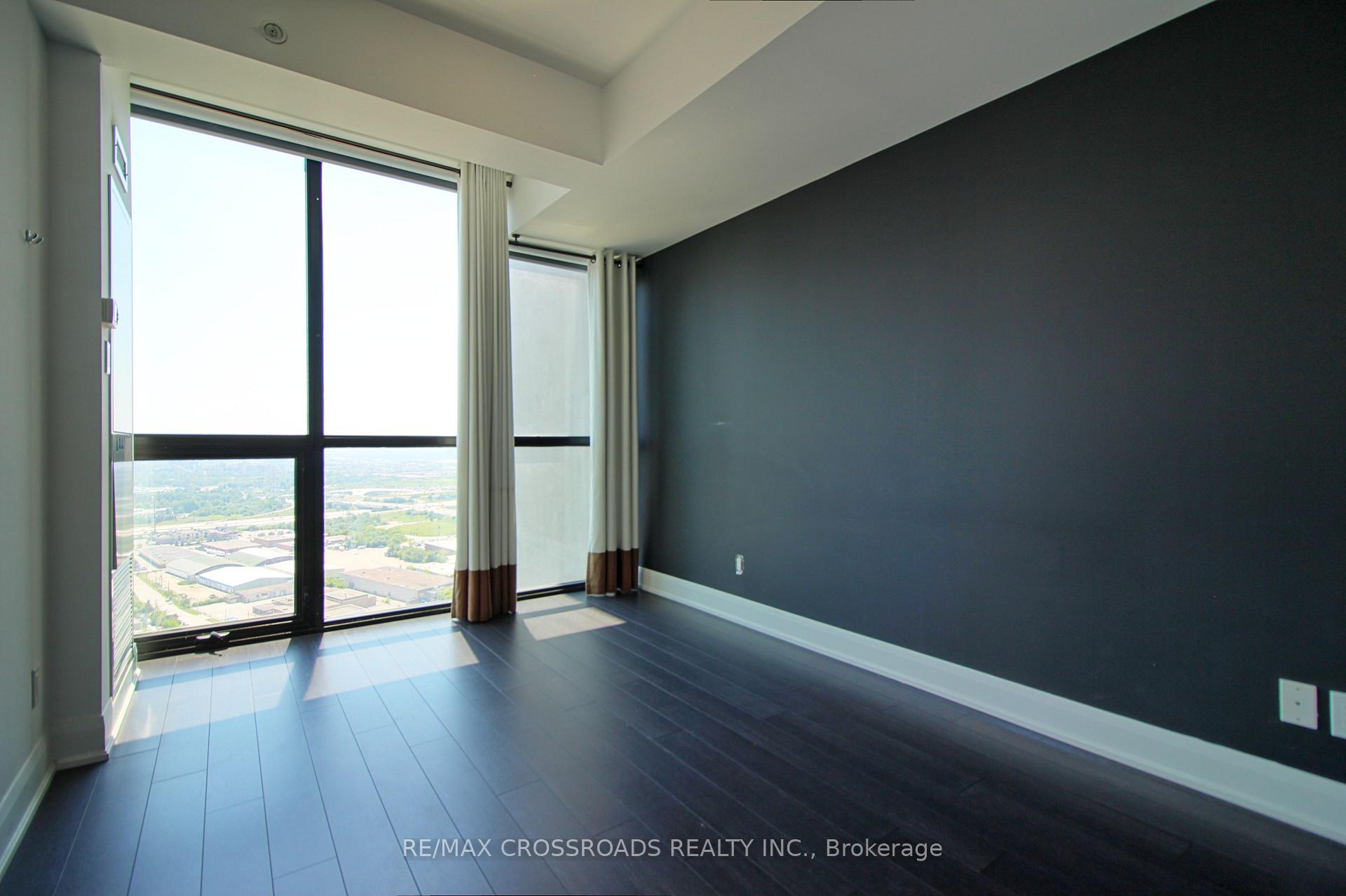 Photo 22 of Unit 3402, 2900 Highway 7, Vaughan, Concord — HOMEH