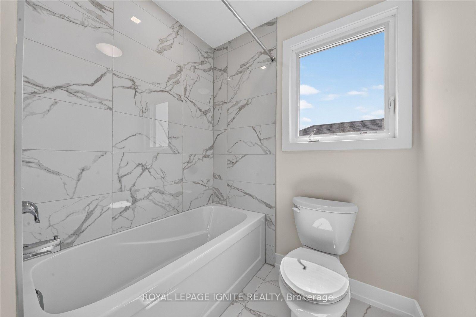 Photo 37 of 58 Dusenbury Drive, Loyalist, Odessa — HOMEH