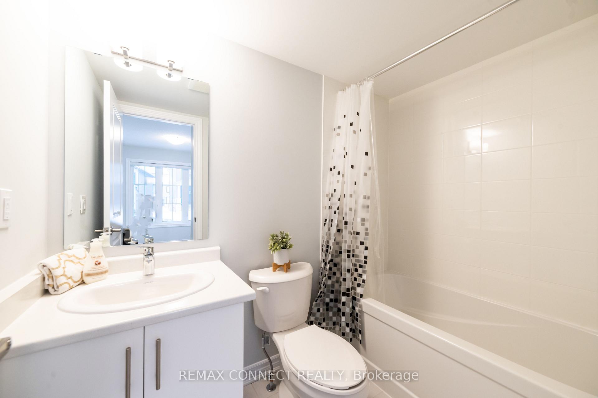 Photo 5 of 1028 Dyas Avenue, Oshawa, Kedron — HOMEH