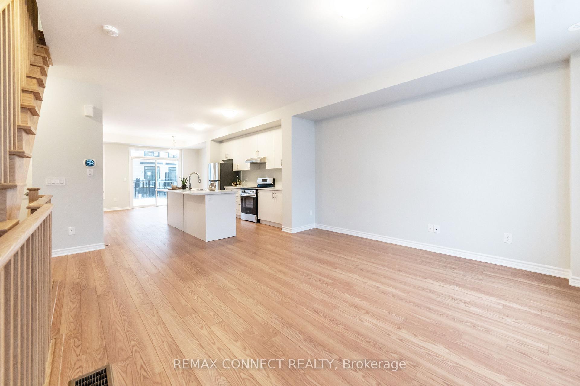 Photo 7 of 1028 Dyas Avenue, Oshawa, Kedron — HOMEH