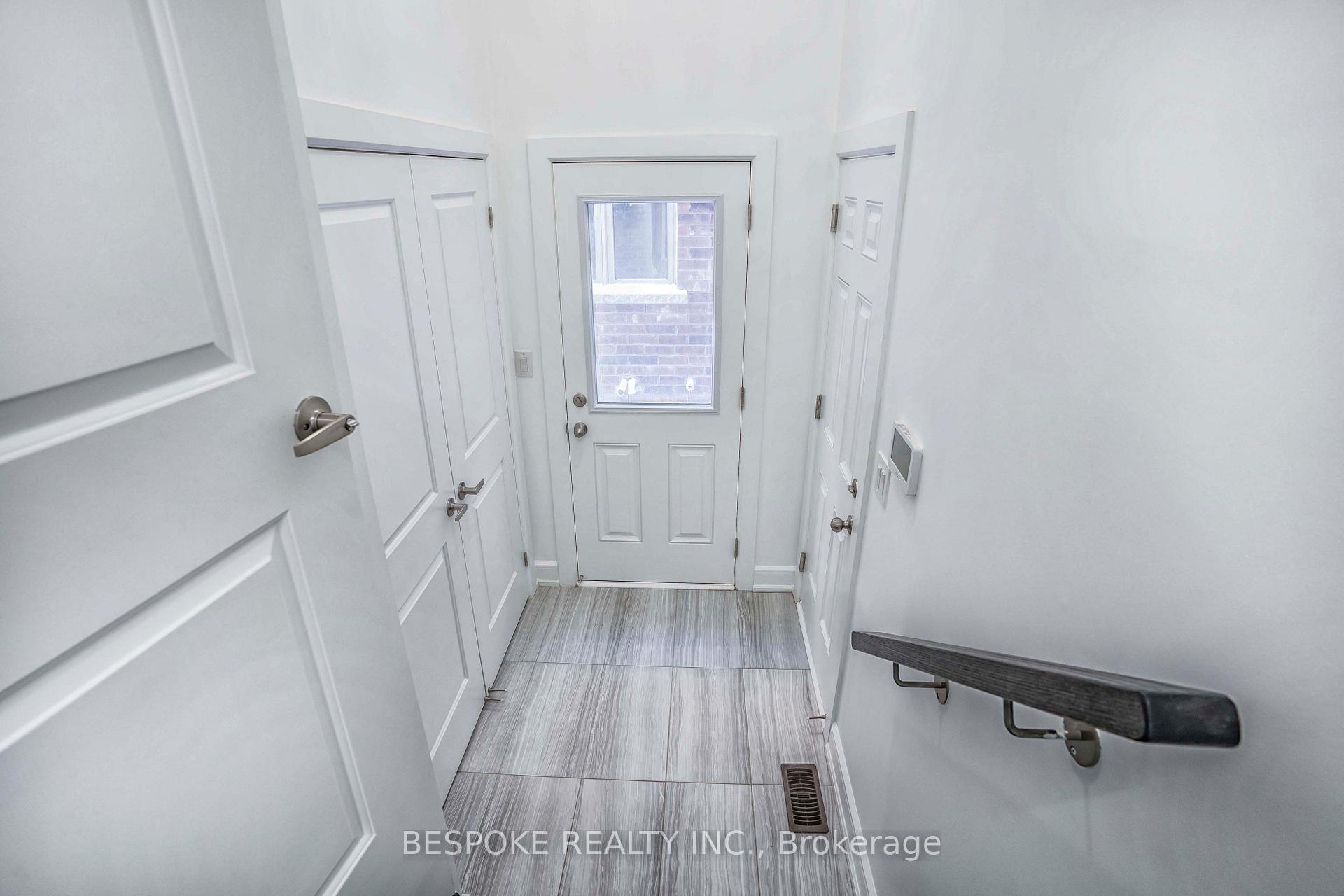 Photo 20 of Unit Main, 1018 Tigerlily Trail, Pickering, Rural Pickering — HOMEH