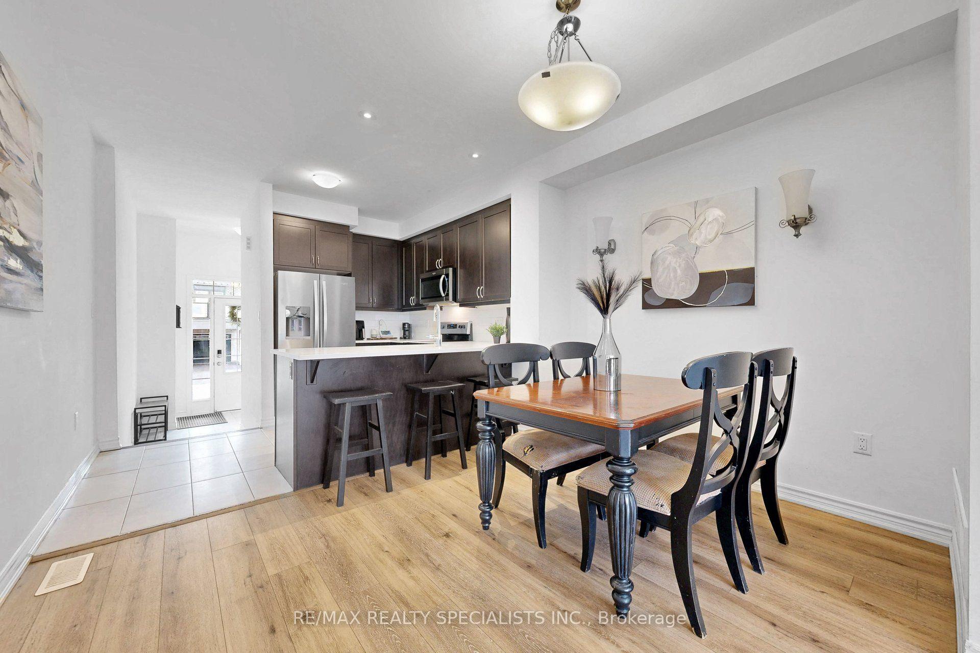 Photo 21 of 42 Keppel Circle, Brampton, Northwest Brampton — HOMEH