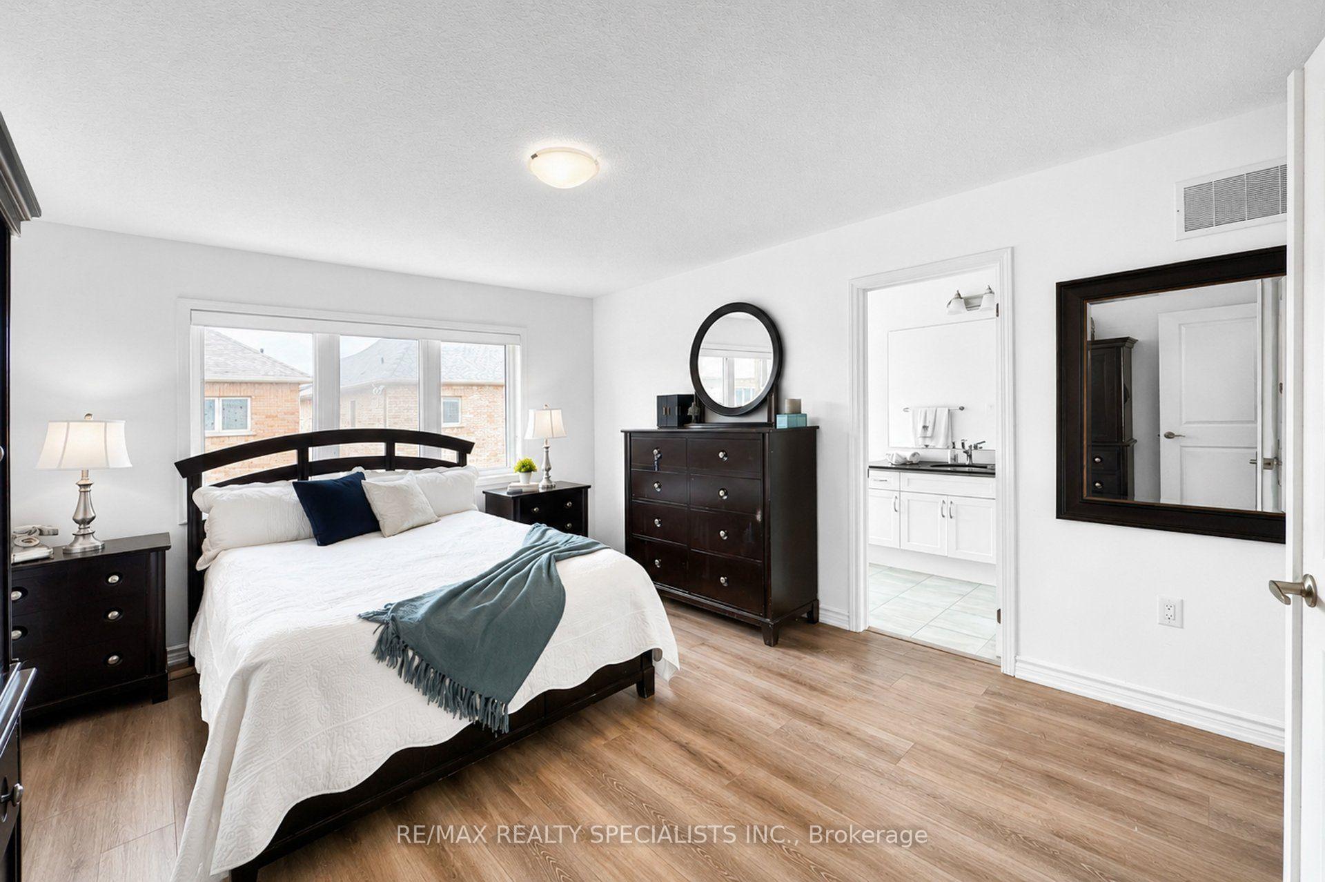 Photo 51 of 42 Keppel Circle, Brampton, Northwest Brampton — HOMEH
