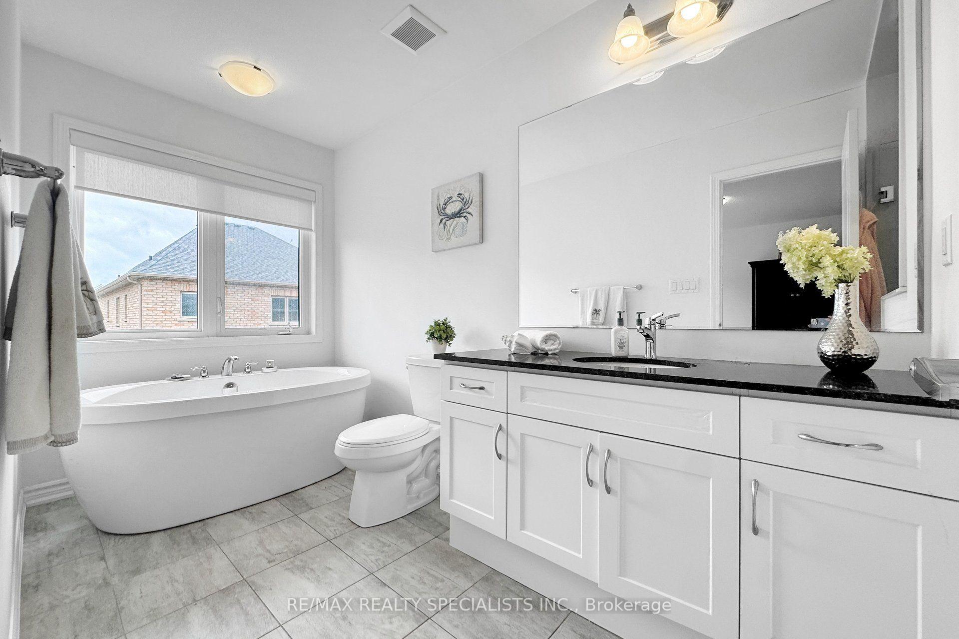 Photo 55 of 42 Keppel Circle, Brampton, Northwest Brampton — HOMEH