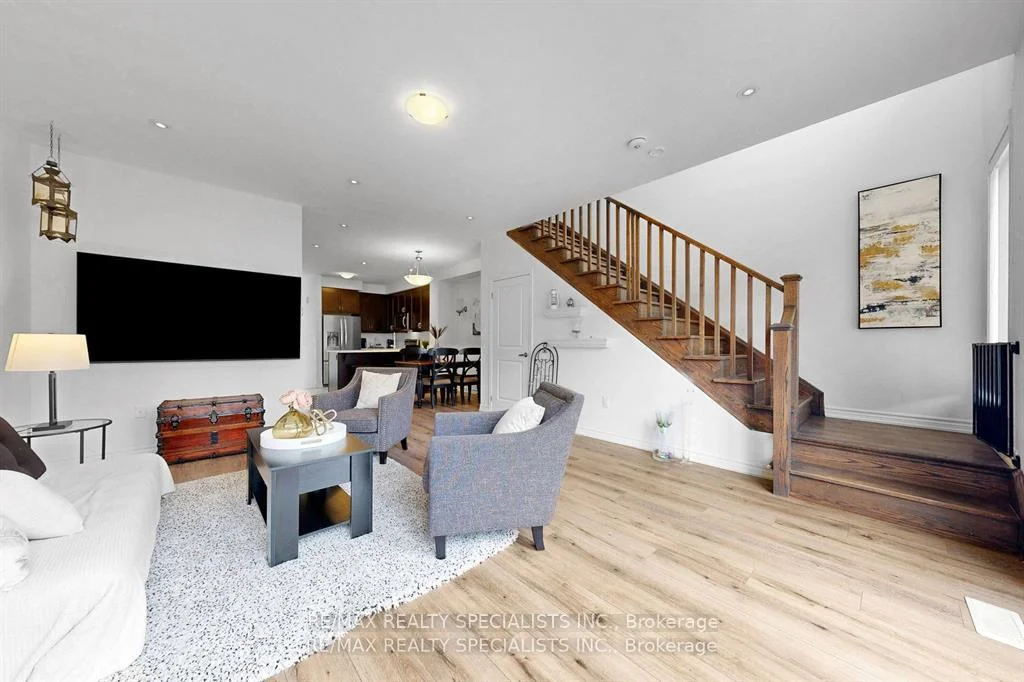 Photo 26 of 42 Keppel Circle, Brampton, Northwest Brampton — HOMEH