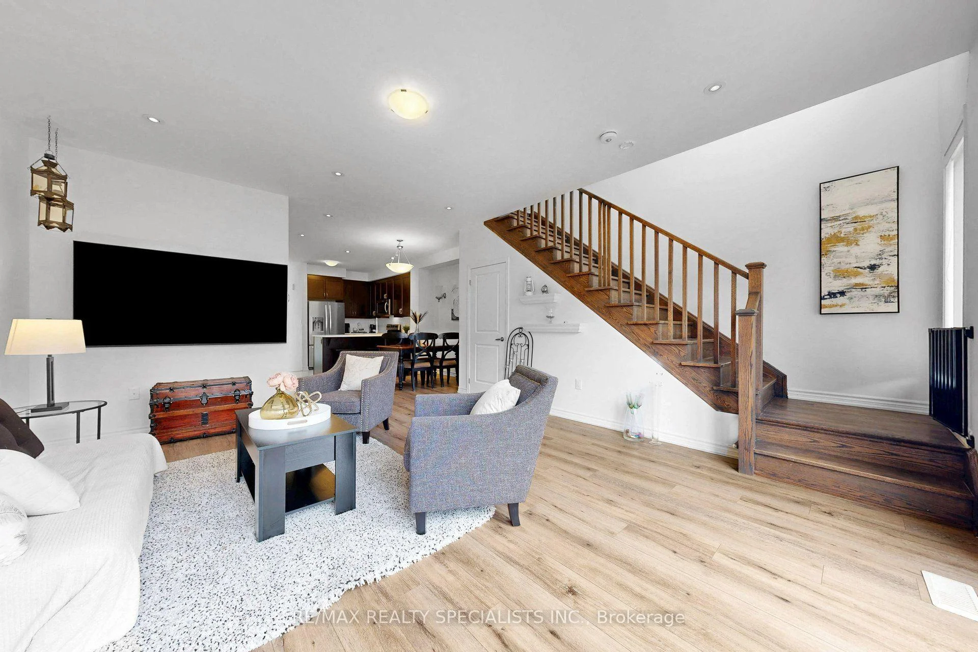Photo 33 of 42 Keppel Circle, Brampton, Northwest Brampton — HOMEH