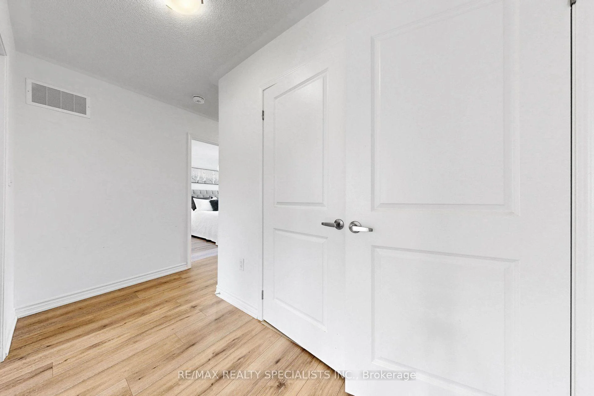 Photo 46 of 42 Keppel Circle, Brampton, Northwest Brampton — HOMEH