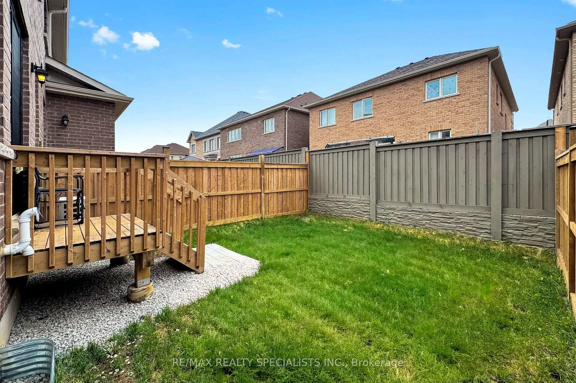 Photo 84 of 42 Keppel Circle, Brampton, Northwest Brampton — HOMEH