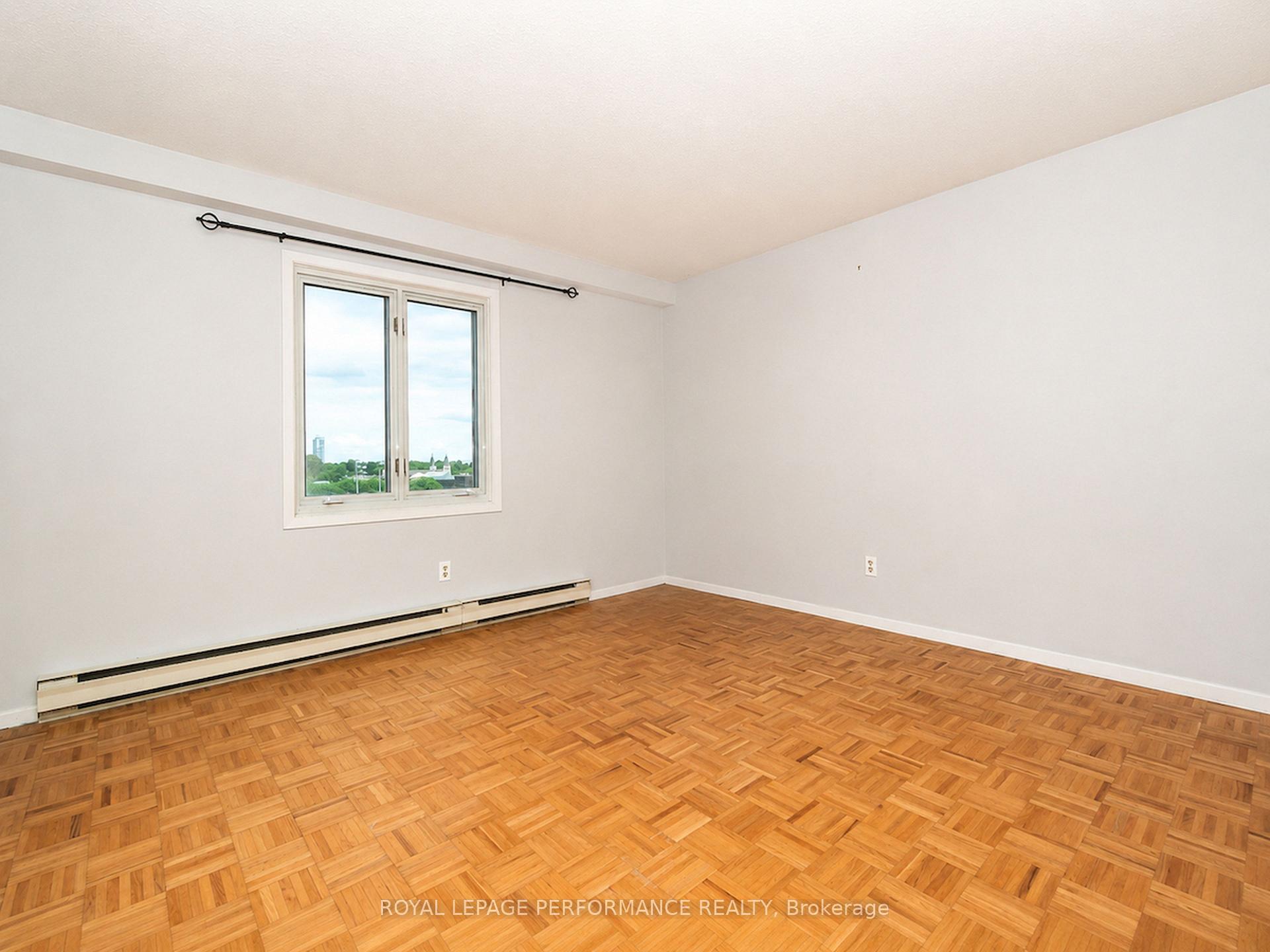 Photo 14 of Unit 708, 158C Mcarthur Avenue, Ottawa, Vanier — HOMEH