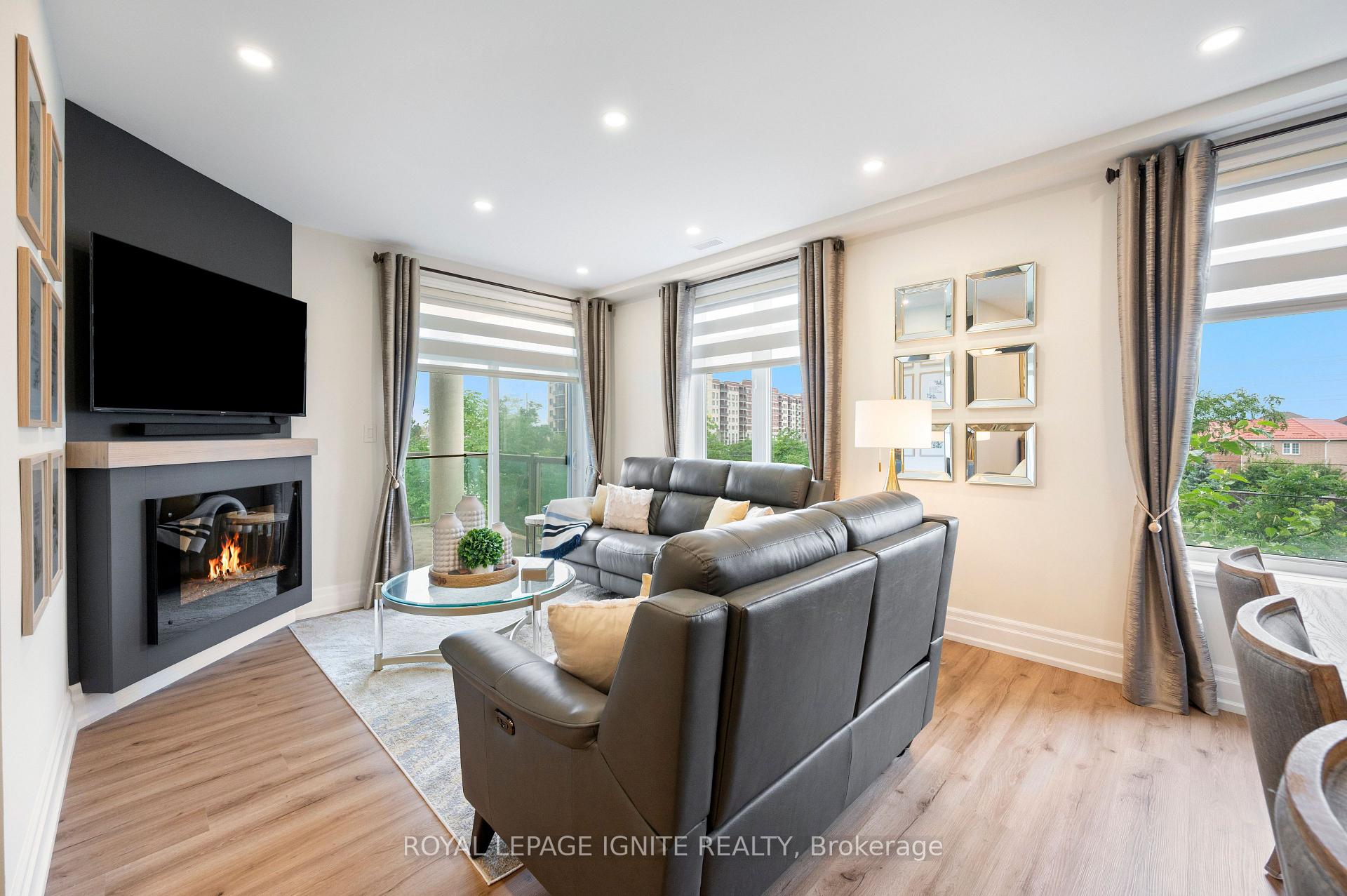 Photo 7 of Unit 204, 7340 Markham Road, Markham, Middlefield — HOMEH