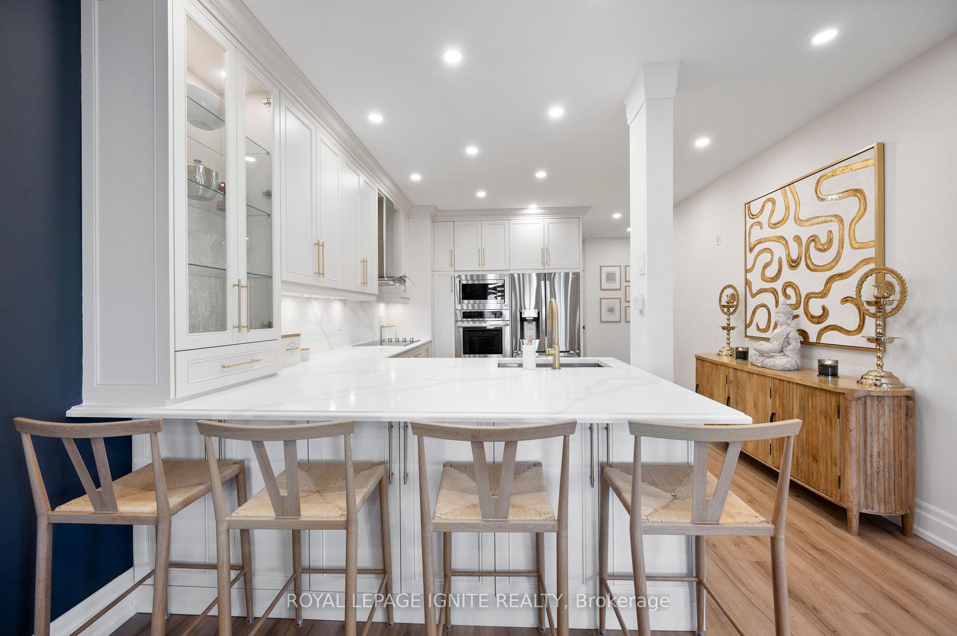 Photo 10 of Unit 204, 7340 Markham Road, Markham, Middlefield — HOMEH