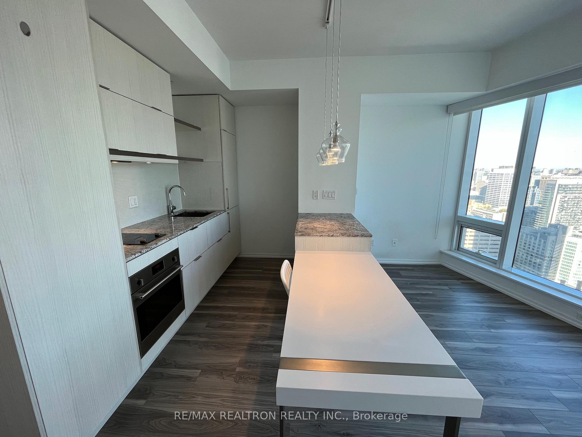 Photo 2 of Unit 3113, 197 Yonge Street, Toronto, Church-Yonge Corridor — HOMEH