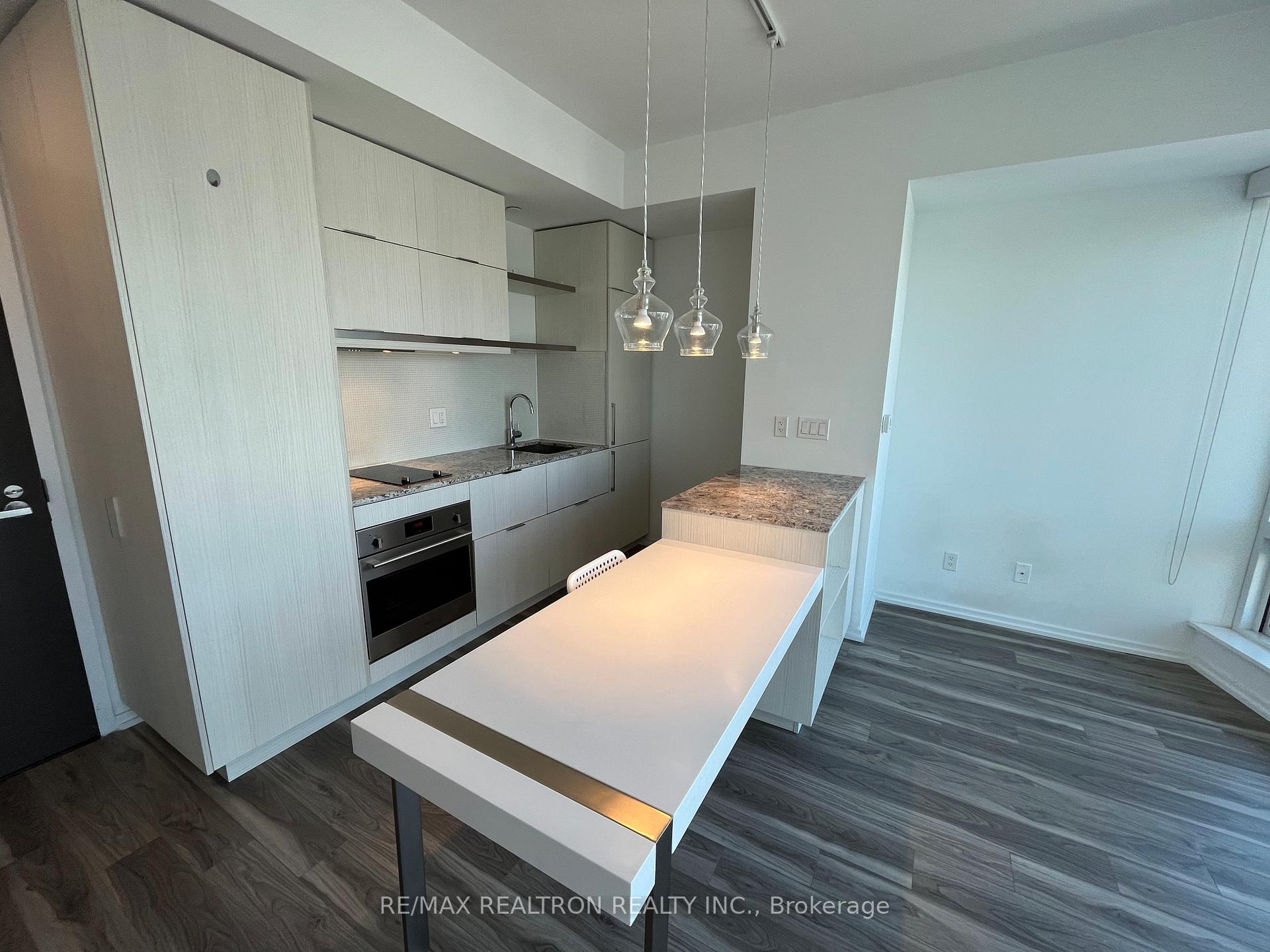 Photo 4 of Unit 3113, 197 Yonge Street, Toronto, Church-Yonge Corridor — HOMEH