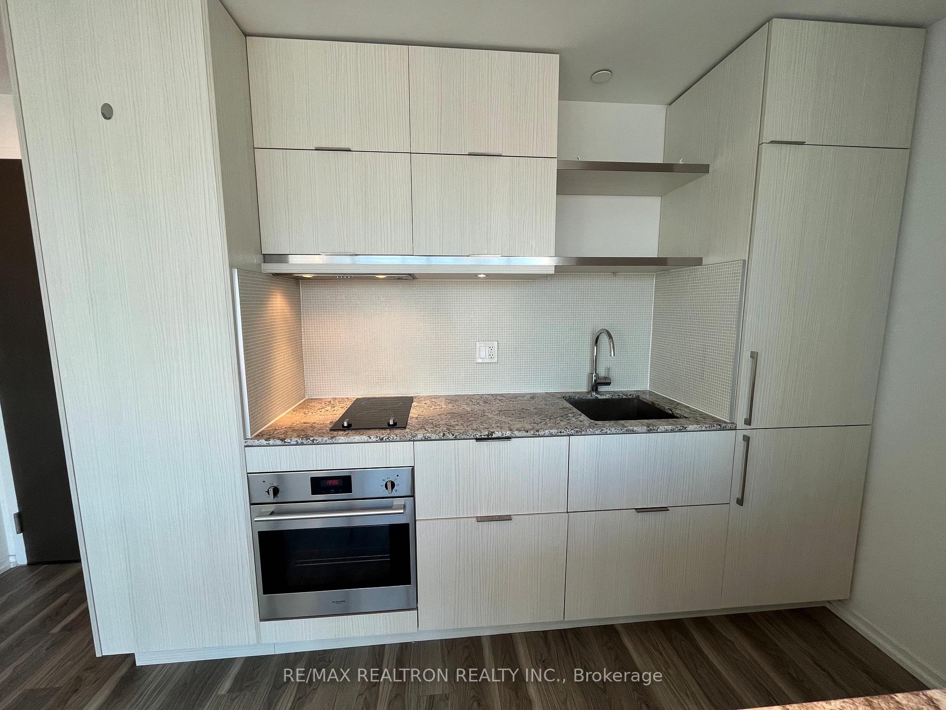 Photo 5 of Unit 3113, 197 Yonge Street, Toronto, Church-Yonge Corridor — HOMEH