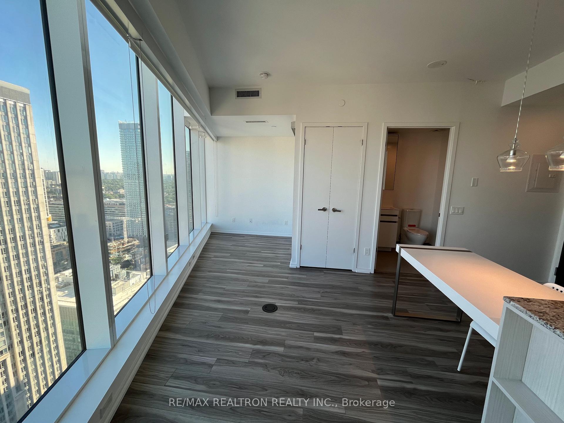 Photo 15 of Unit 3113, 197 Yonge Street, Toronto, Church-Yonge Corridor — HOMEH