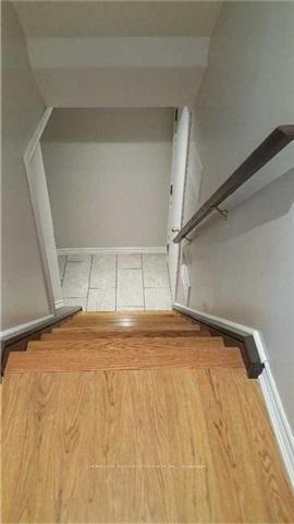 Photo 5 of Unit 2, 23 Claypine Trail, Brampton, Brampton North — HOMEH